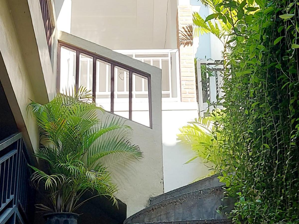 Sama Sama Amed Hotel Exterior photo